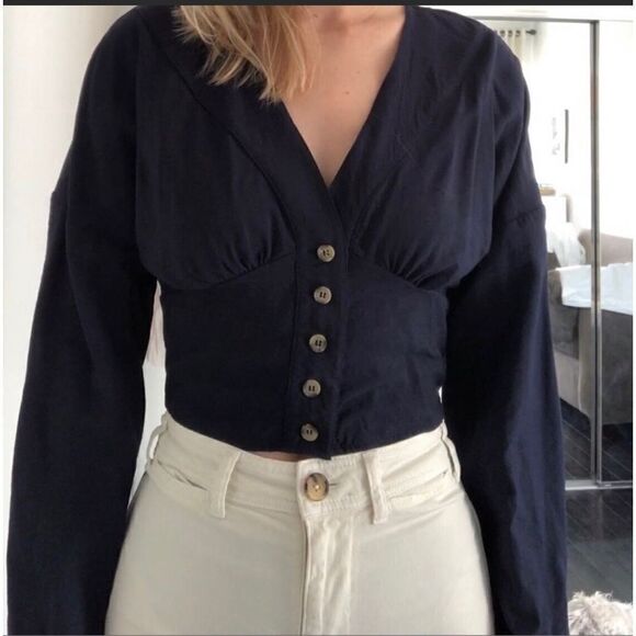 Free People Button Crop Blouse in Navy size xs - Picture 1 of 7